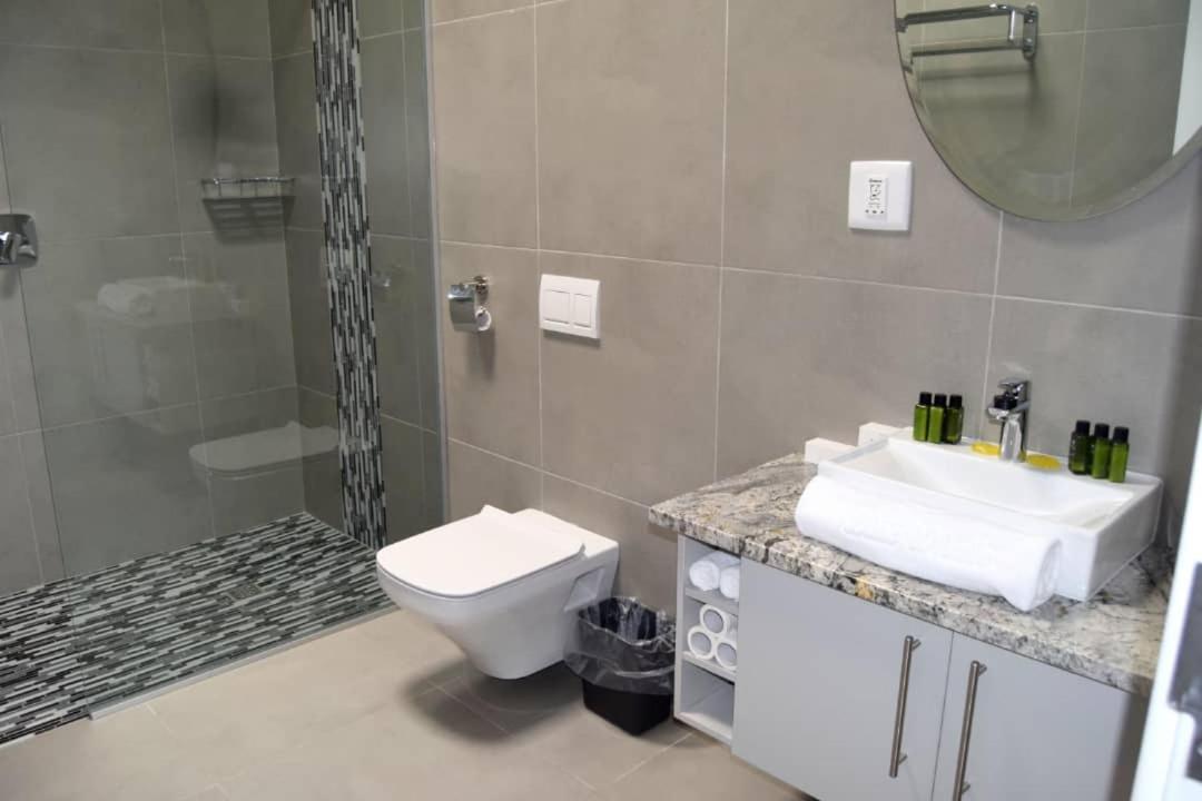 Blue Whale Hotels Γουάλβις Μπέι Εξωτερικό φωτογραφία